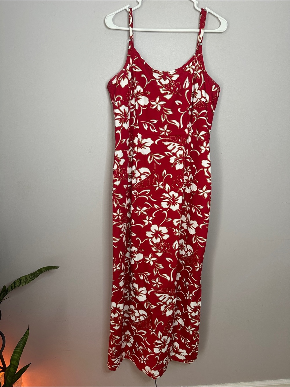 Hilo Hattie’s Red Floral Hawaiian Slip Dress with Spaghetti Straps size 14